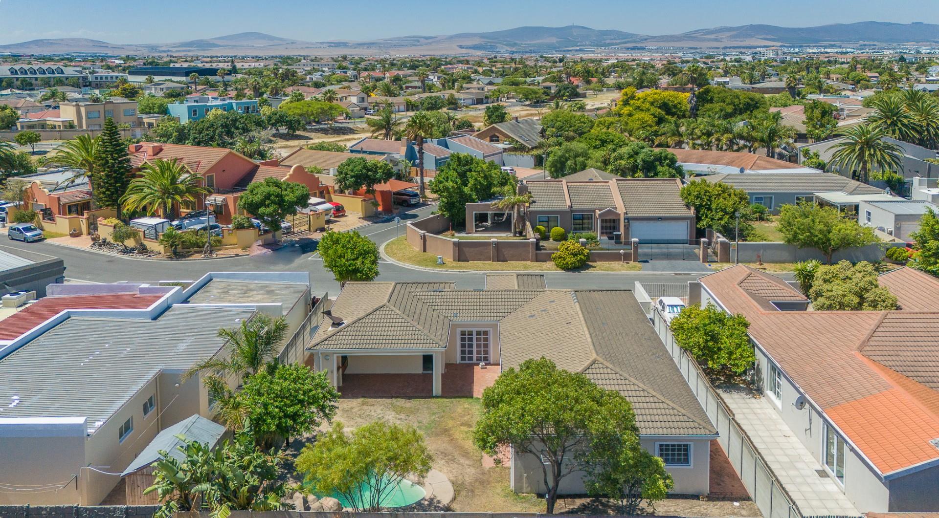 House for sale in Parklands, Blouberg, 135 m²