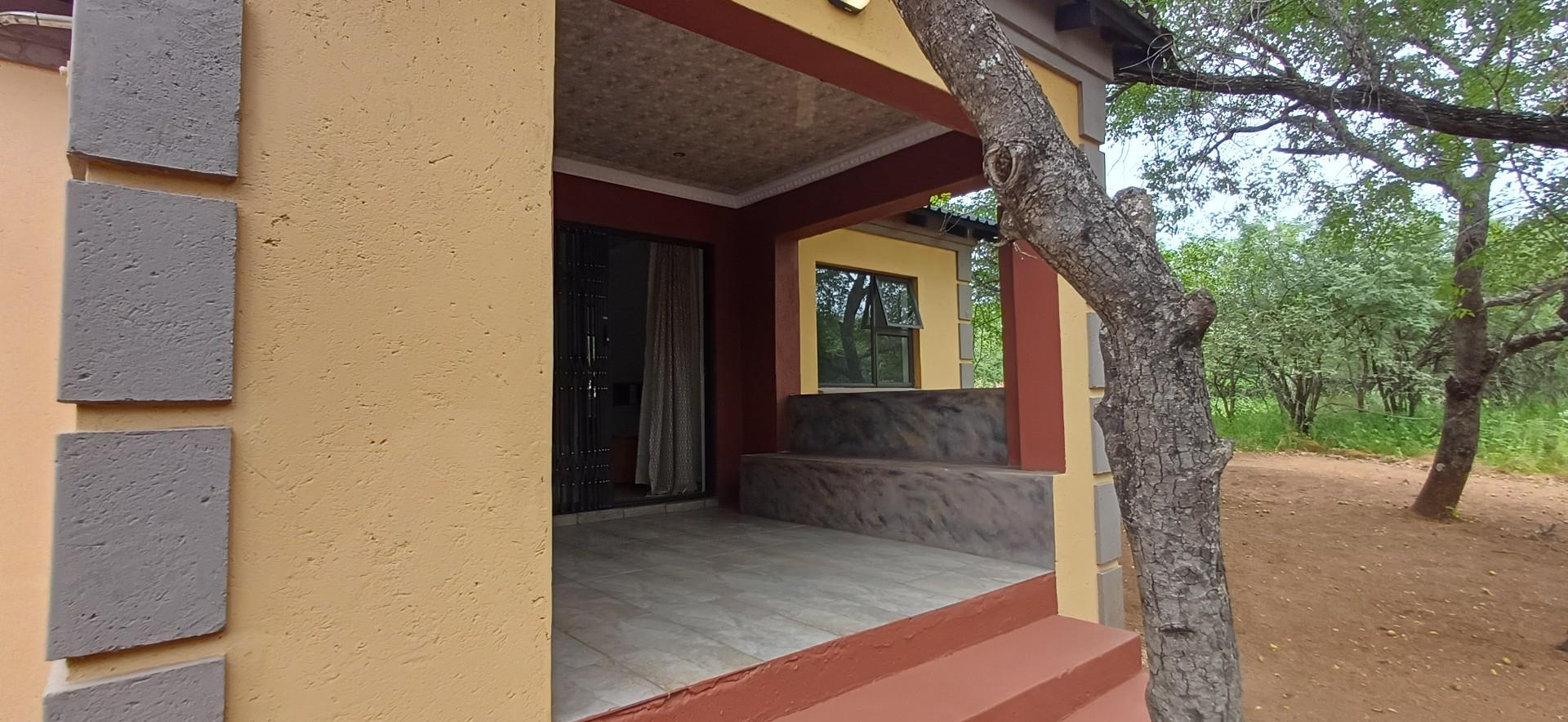3 BEDROOM HOME IN A QUIET AREA OF MARLOTH PARK