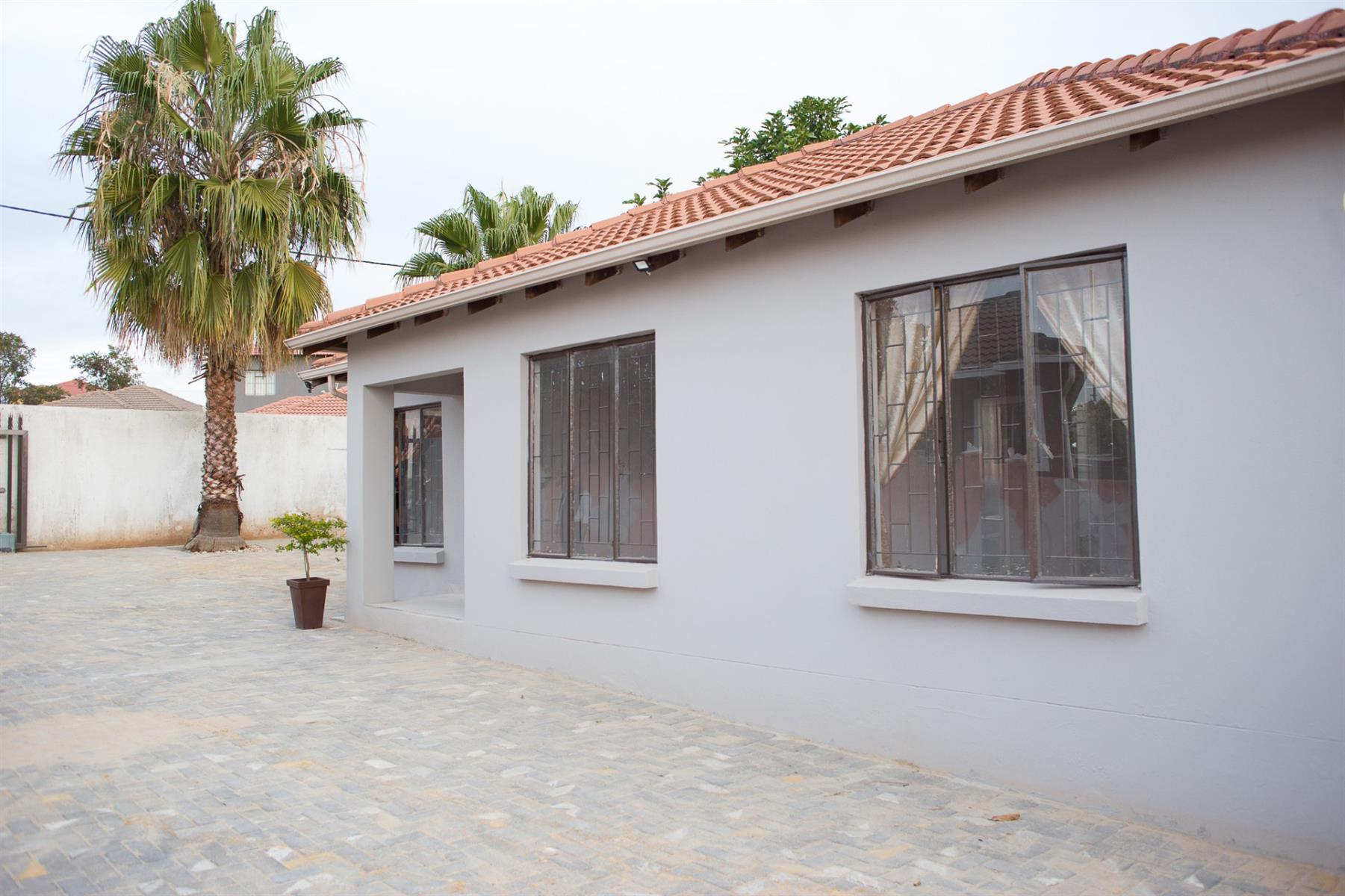 House To Rent in Cosmo City, Roodepoort