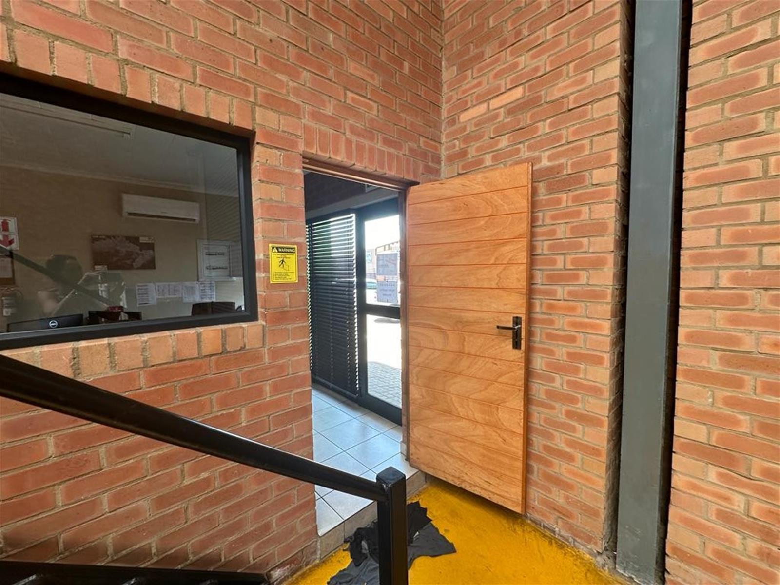 Commercial Property To Rent in SAE Business Park, Middelburg