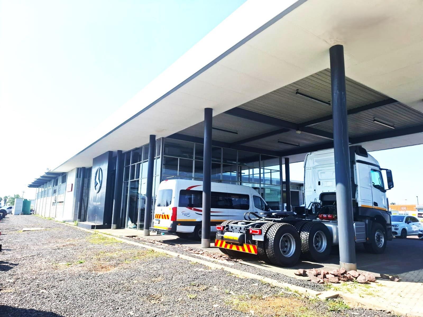 Commercial Property For Sale in Witbank Ext 8, Witbank