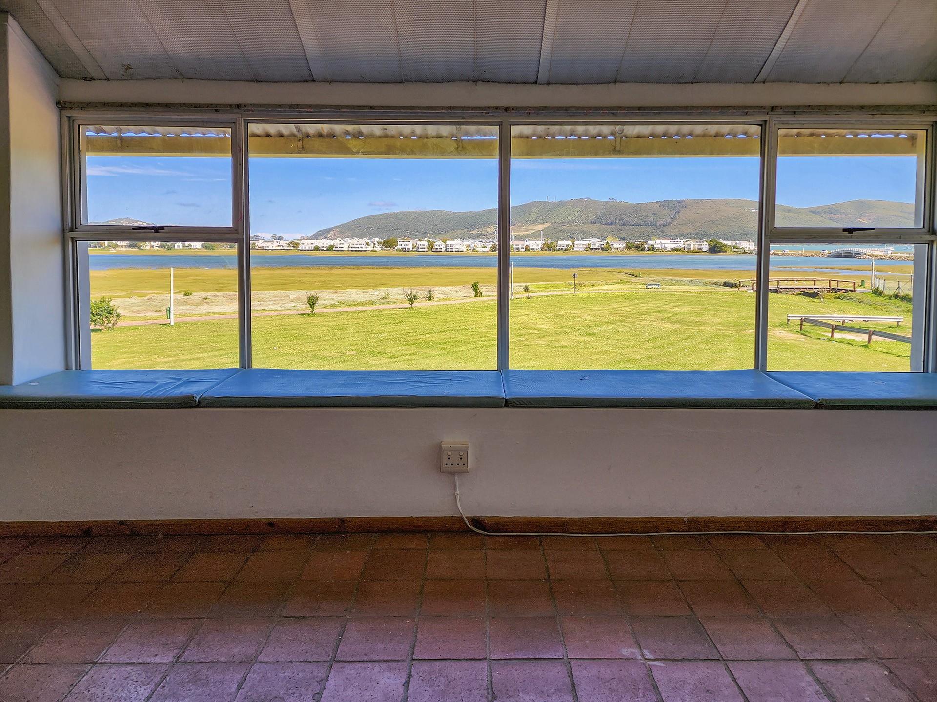 INDUSTRIAL COMMERCIAL BUILDINGS NEXT TO THE WATERFRONT in Knysna.