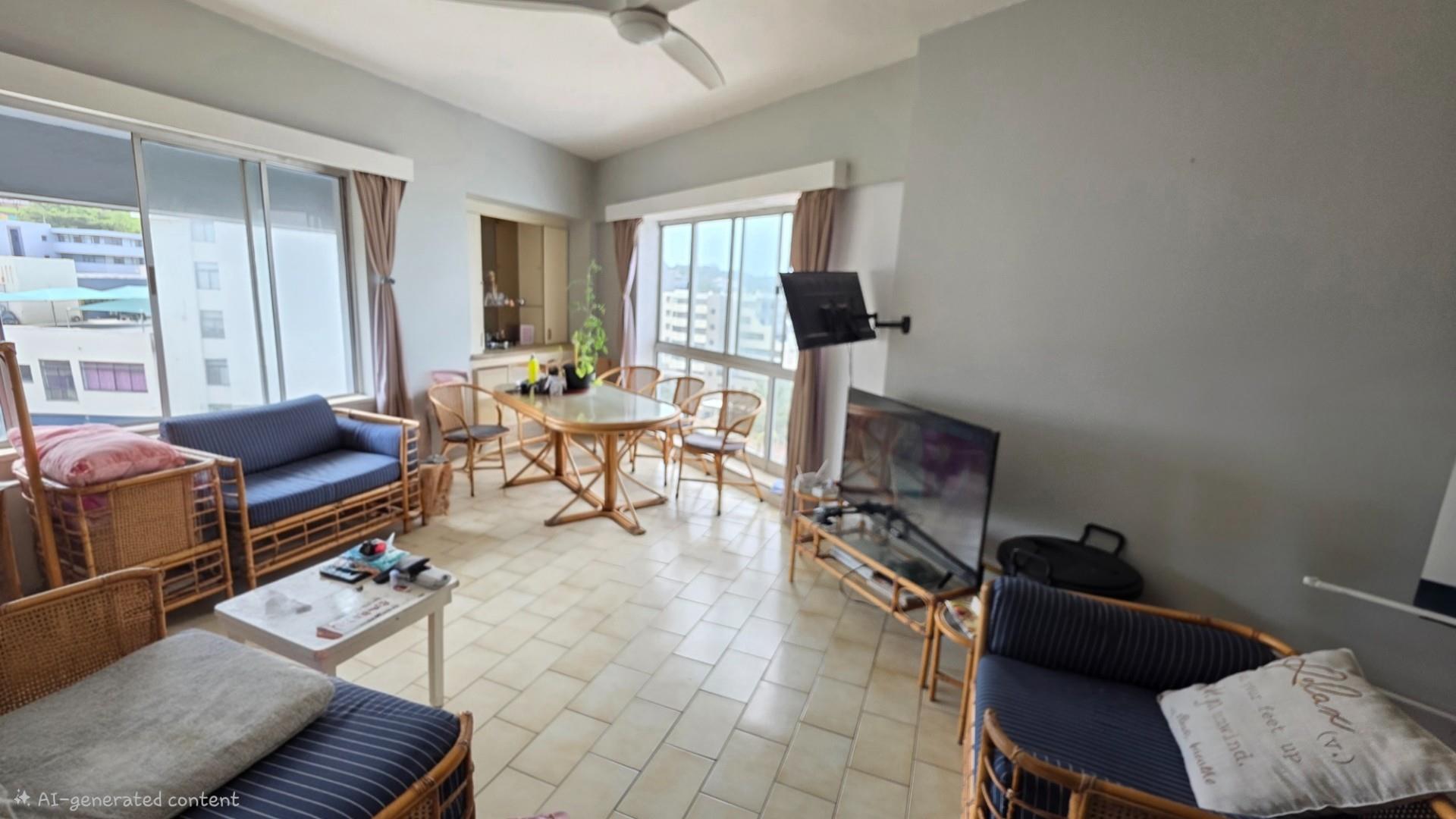 Lovely 2 bedroom, 2 bathroom Beachfront apartment on the Margate Golden Mile