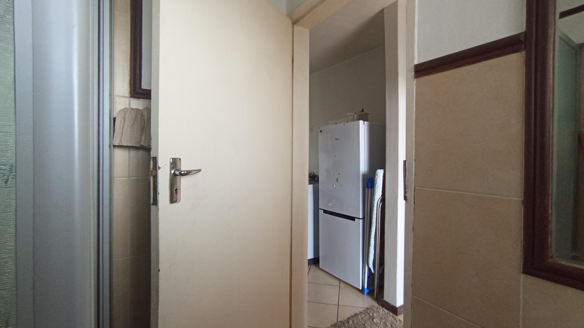 Bachelor Apartment for Sale in Sagewood