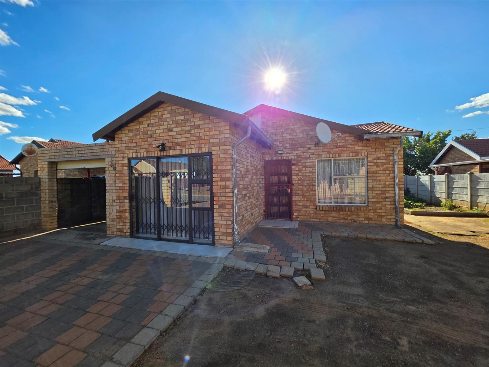 A Home Designed for Real Family Living - Mandela View, Bloemfontein