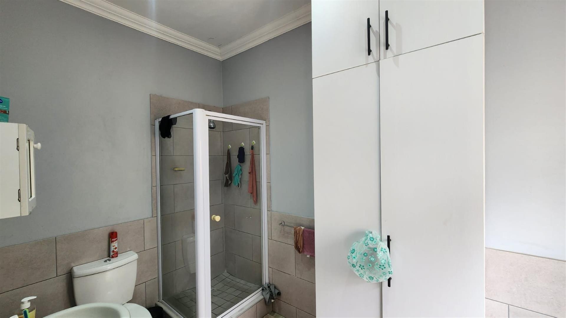 Selection Park, Newly Renovated Flat for Sale