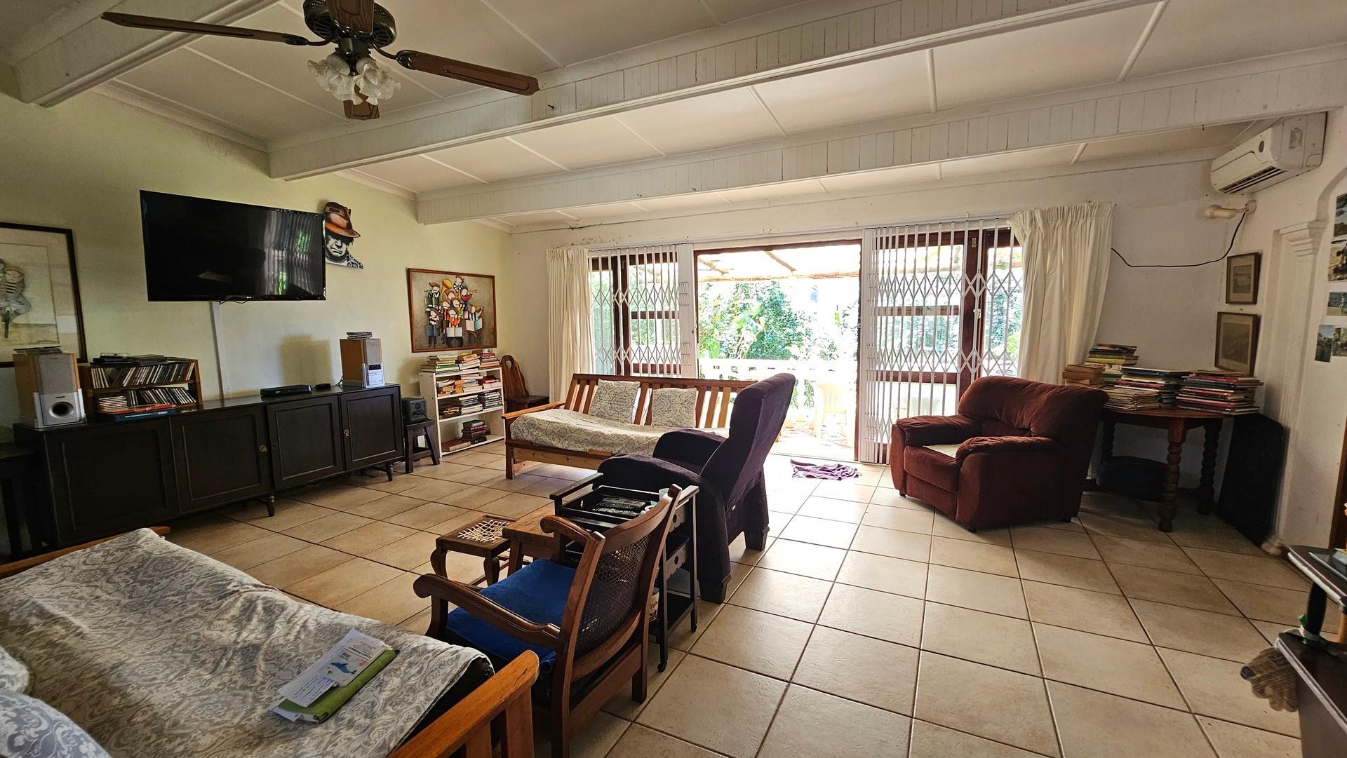 House for sale in Uvongo Beach, Margate, KwaZulu Natal, 1044 m²