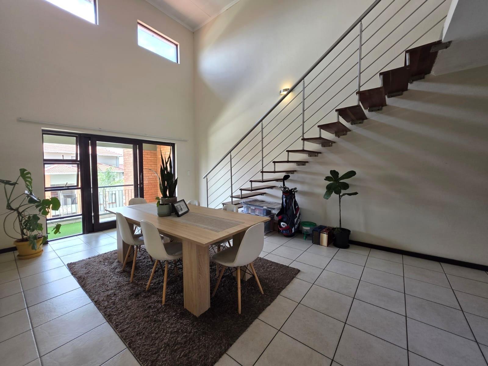 Immaculate 2-Bedroom Loft Apartment with Dual Balconies