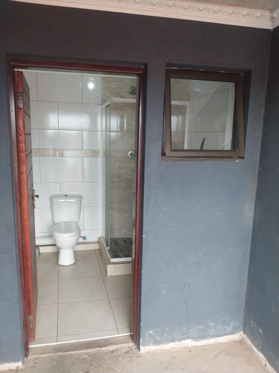 Room for rent in Protea Glen, Soweto