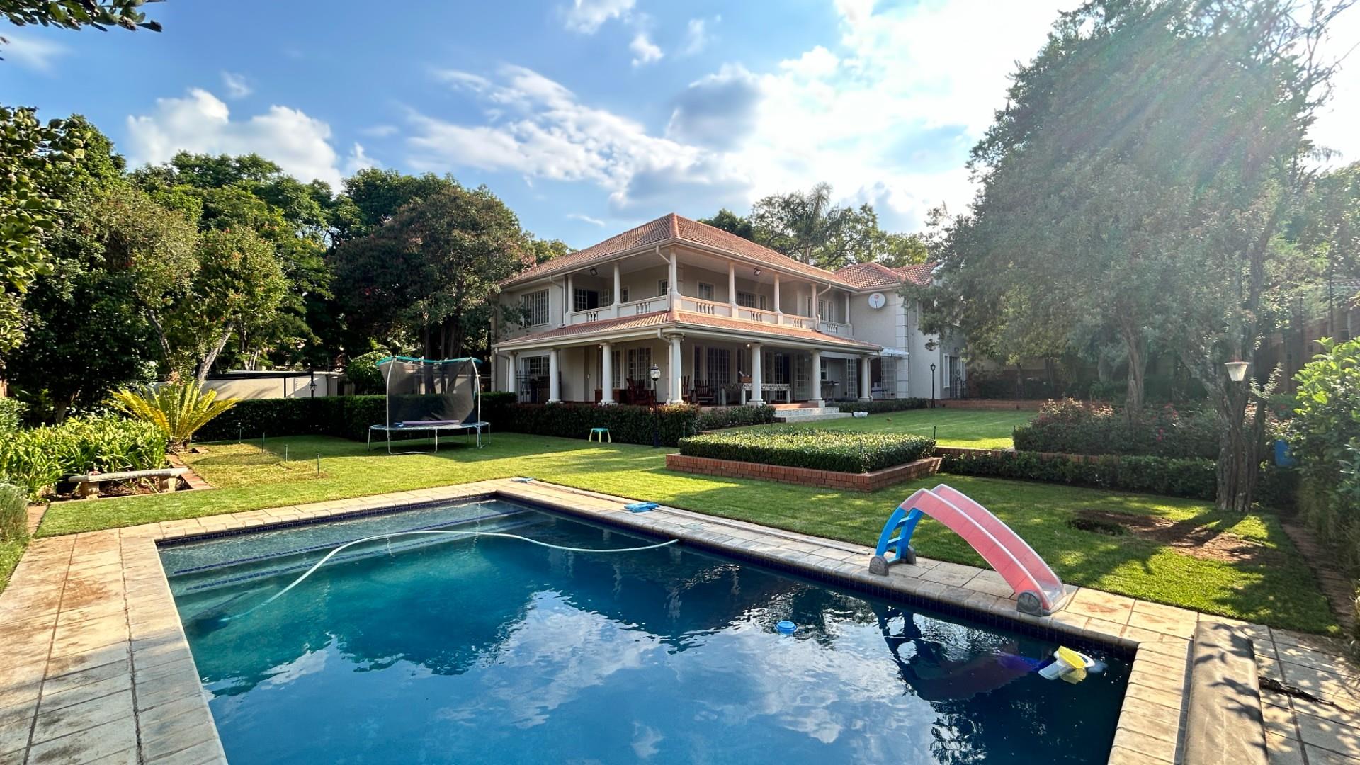 House For Sale in Boomed-off Waterkloof, Pretoria