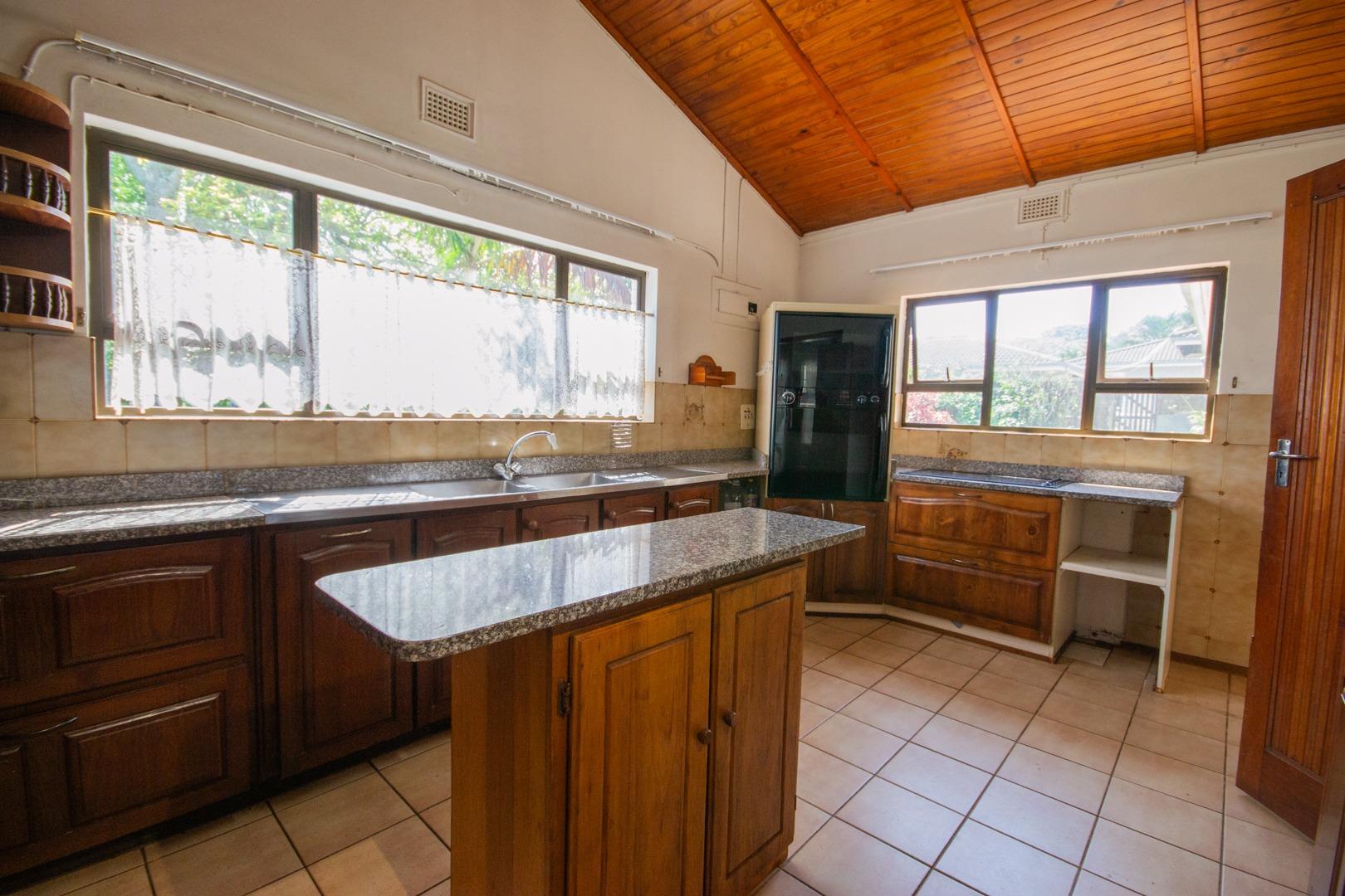 House For Sale in Uvongo Beach, Margate, KwaZulu Natal