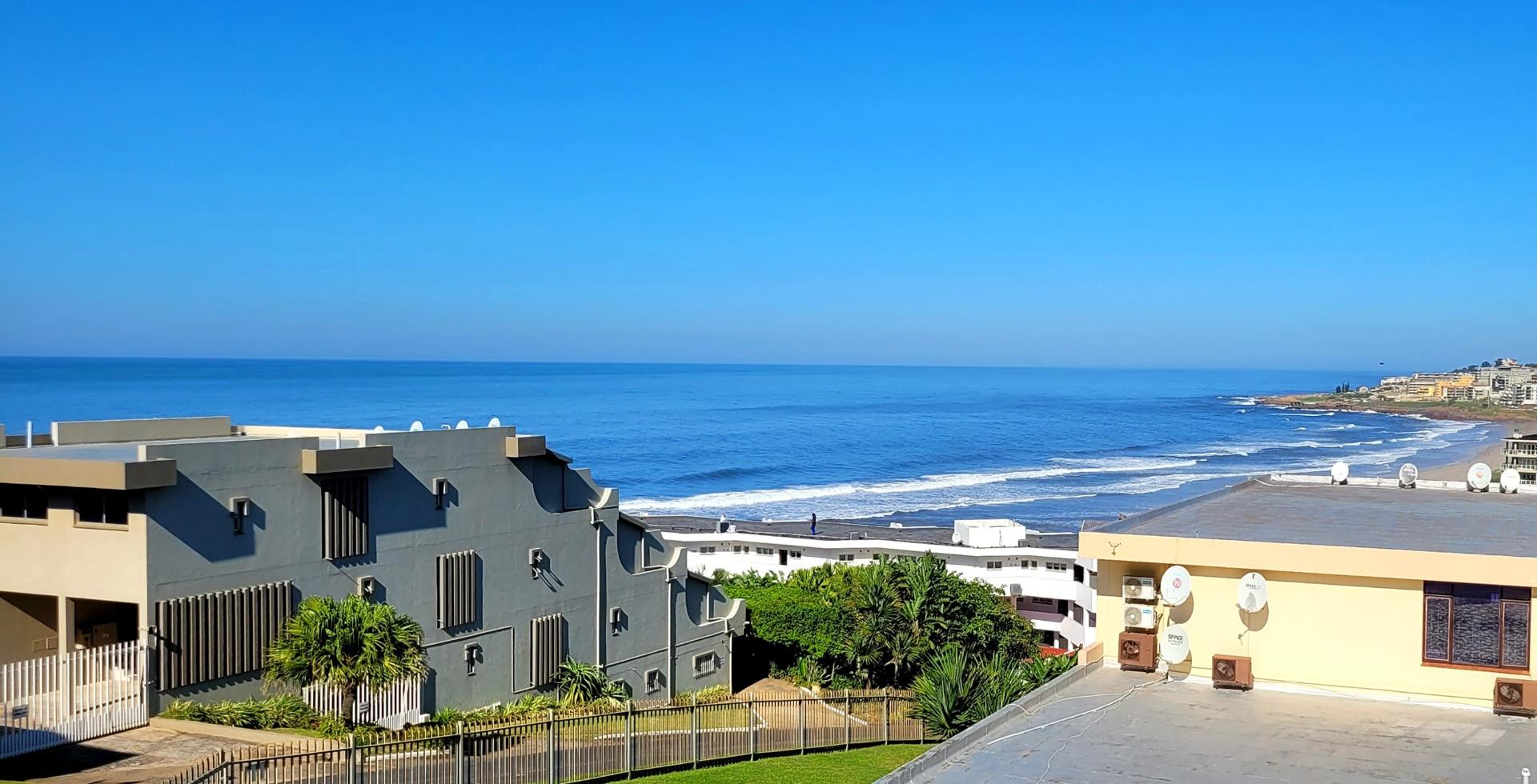 Apartment For Sale in Uvongo, Margate, KwaZulu Natal