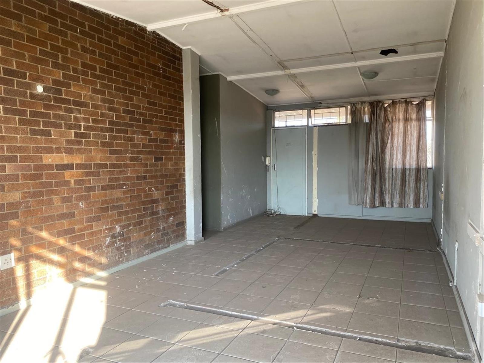 Apartment For Sale in Vanderbijlpark, CE 2, Gauteng