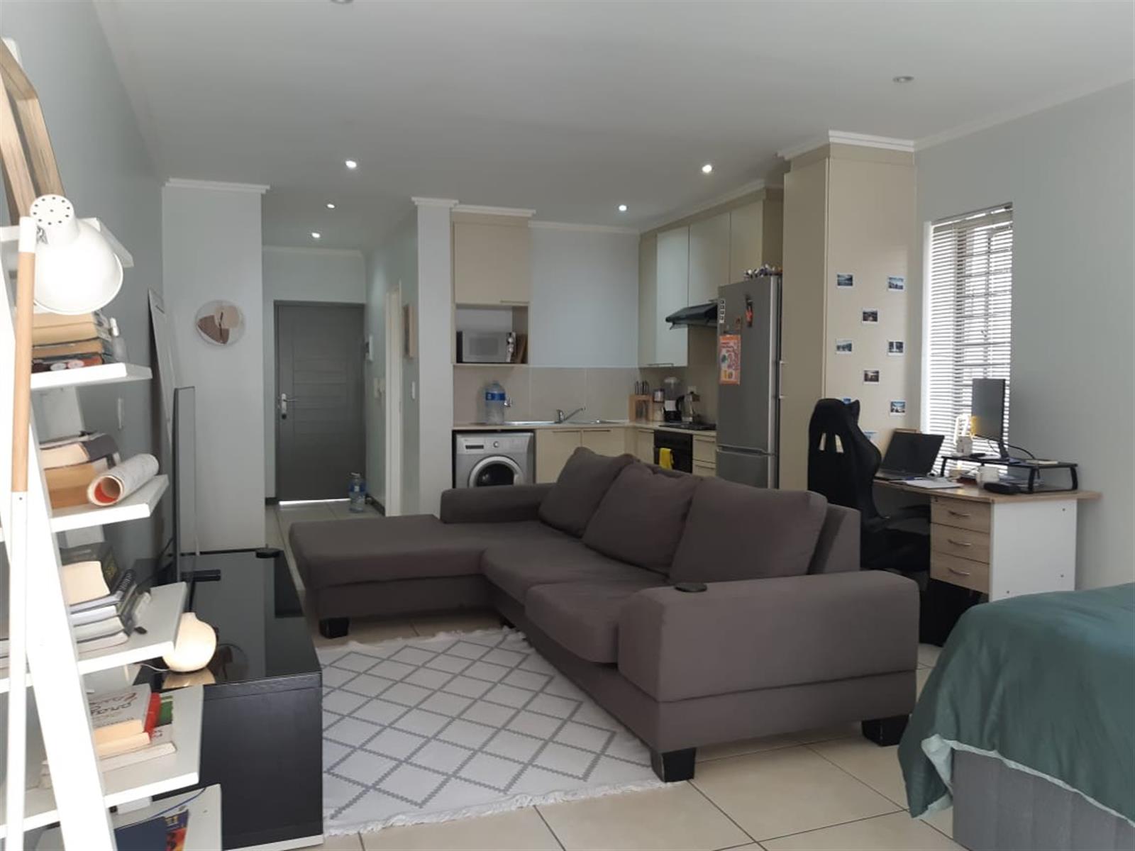 Apartment For Sale in Sunninghill, Sandton