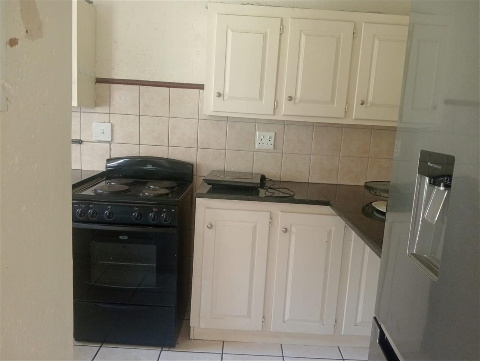 Apartment For Sale in Fairland, Randburg