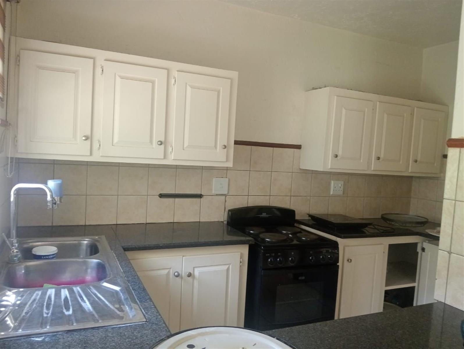Apartment For Sale in Fairland, Randburg
