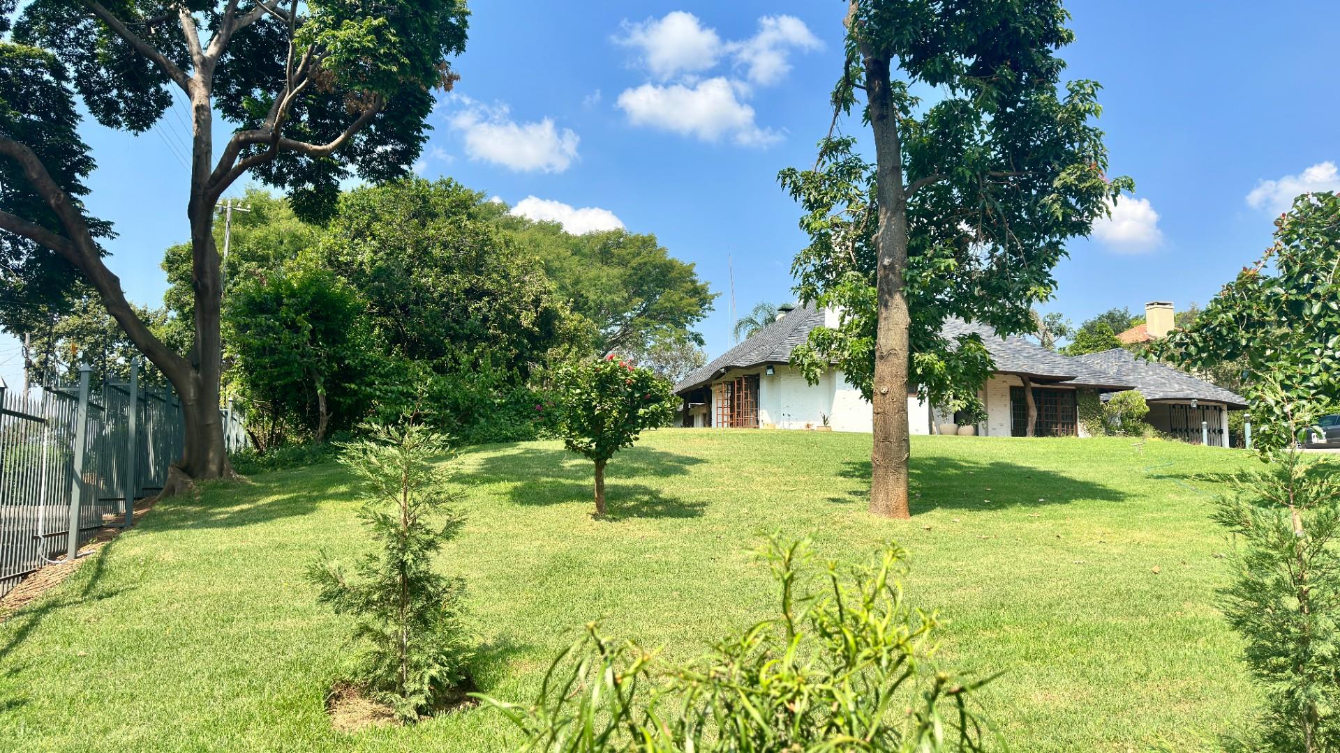 House For Sale in Waterkloof Heights, Pretoria