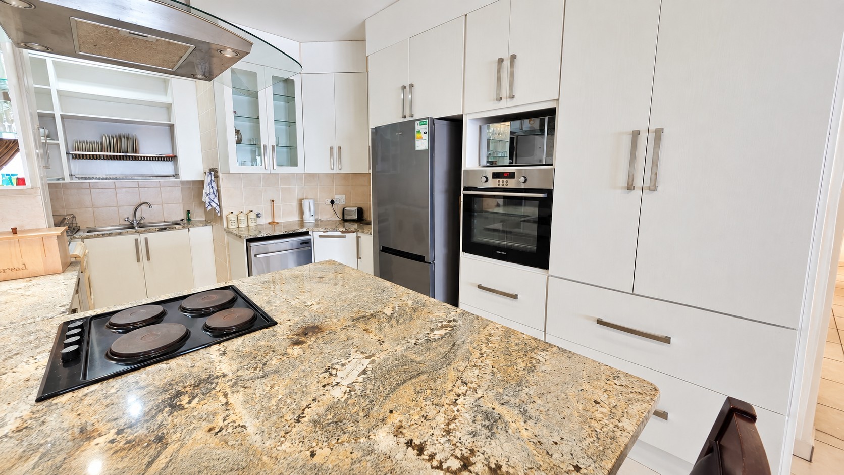 Apartment for sale in Margate, KwaZulu Natal, 163 m²