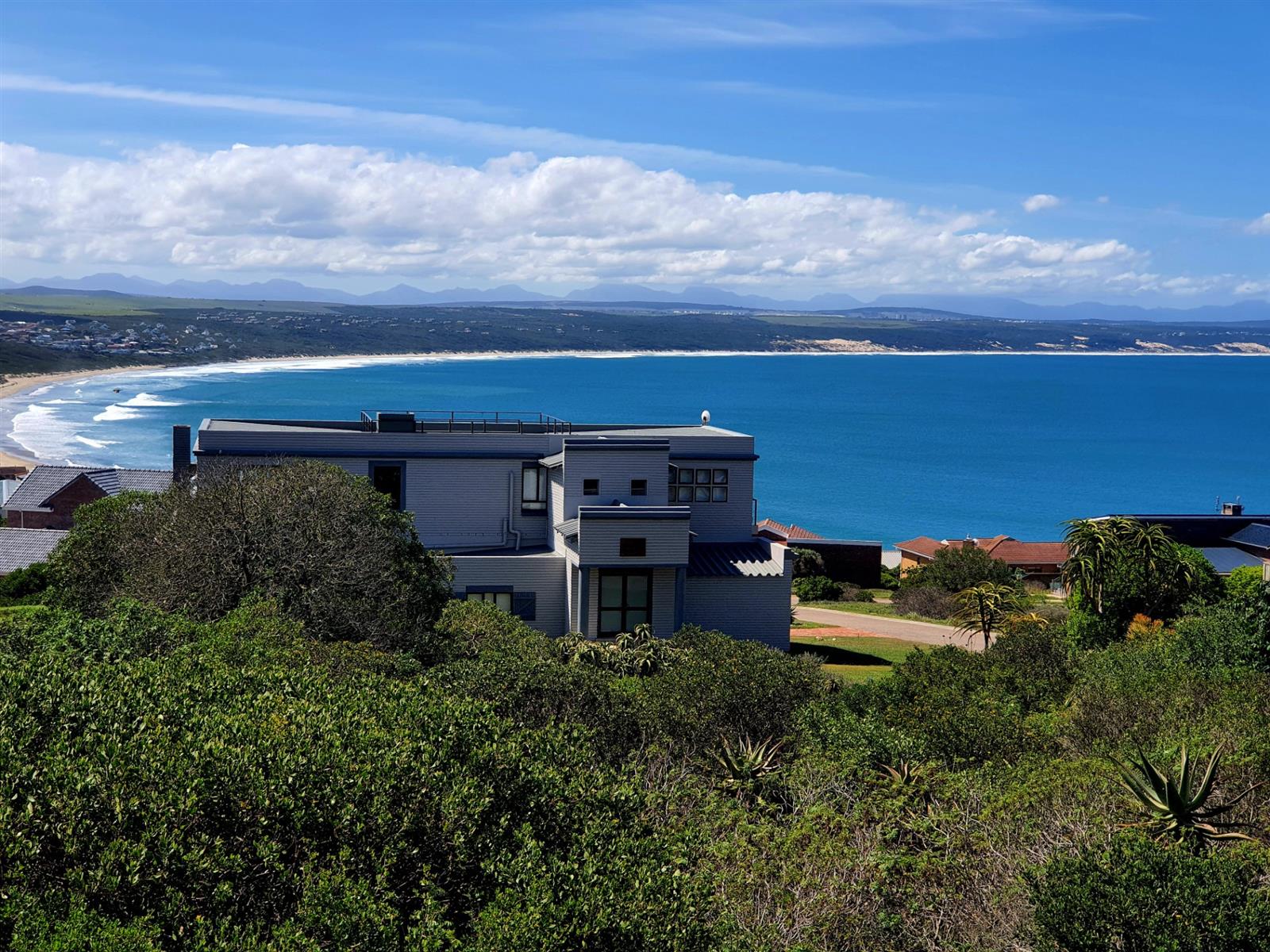 Well-Positioned 738m² Stand in Hoekbaai, Vleesbaai