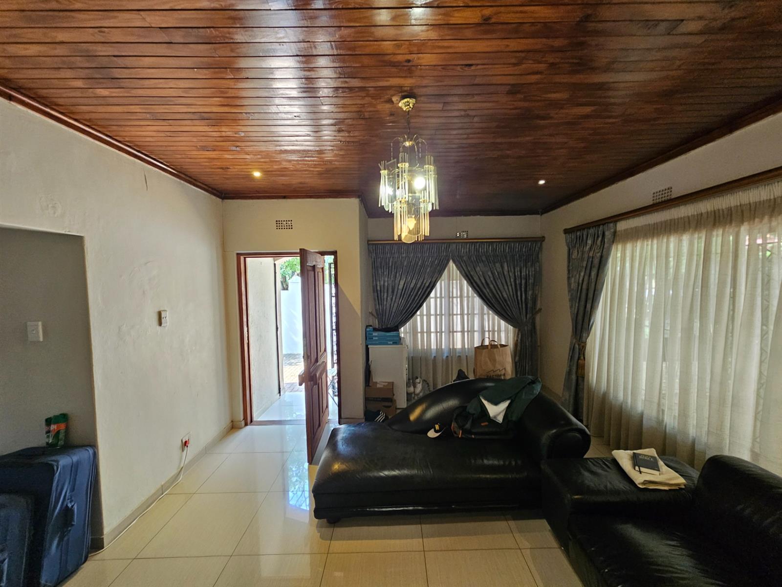 Spacious Home with 2 bed Cottage in West Acres Ext 3 Nelspruit Mpumalanga