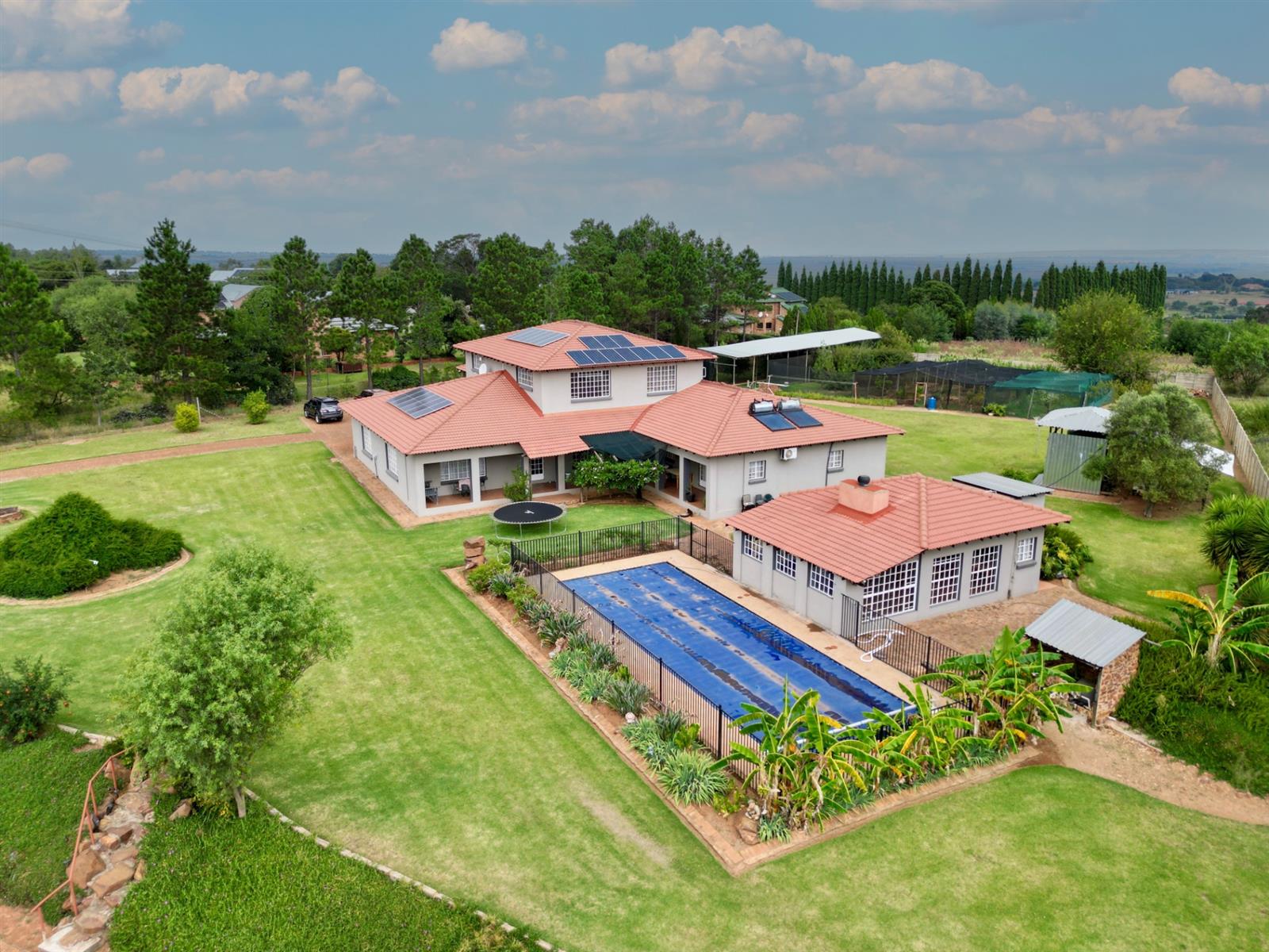 Exceptional Grootfontein Off Grid Living on 1 Hectare - Two Homes, Heated Pool, Solar and Borehole