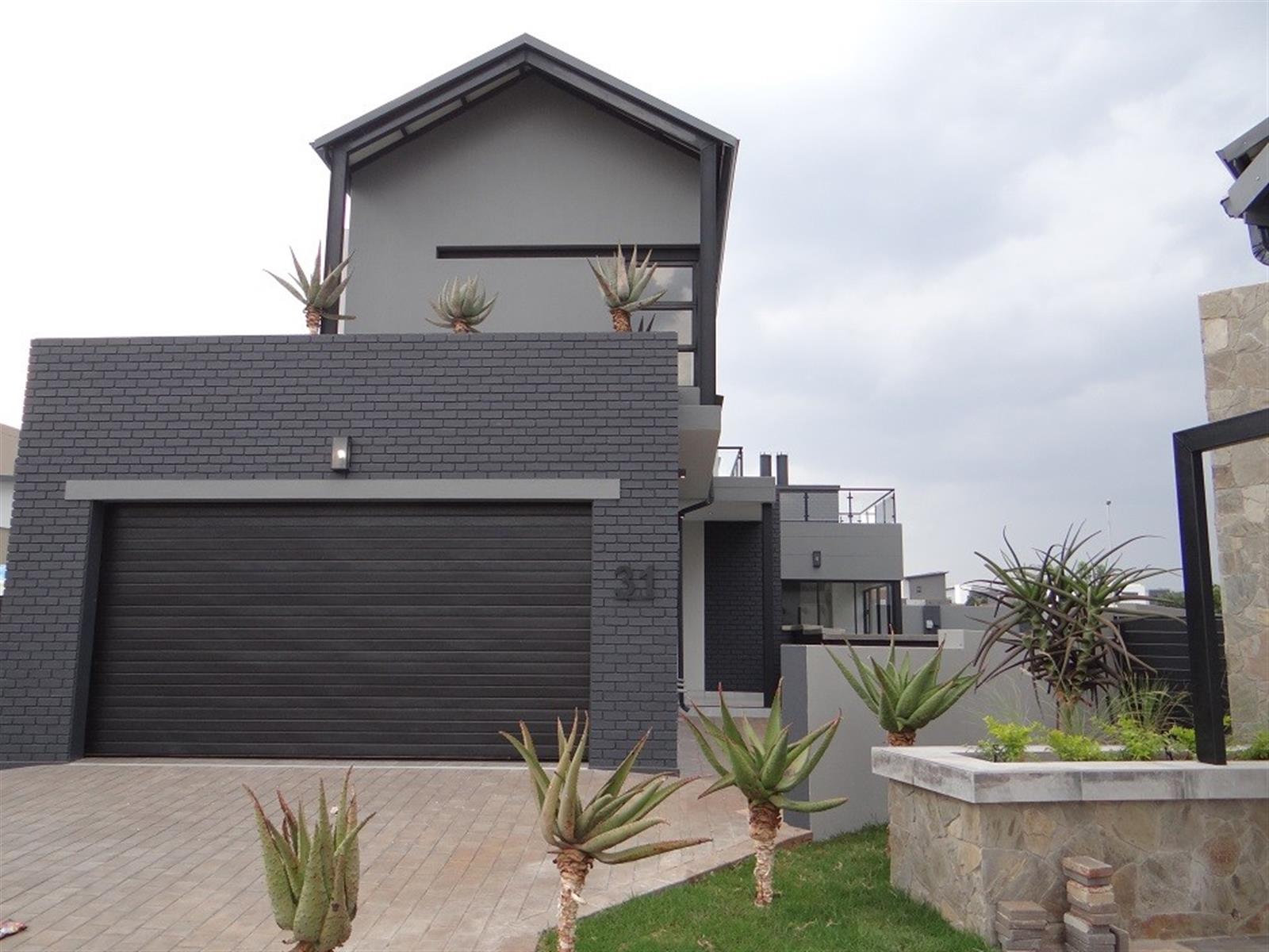 4 Bedroom House For Sale in Fountainbrook Estate, Midstream Estate, Centurion