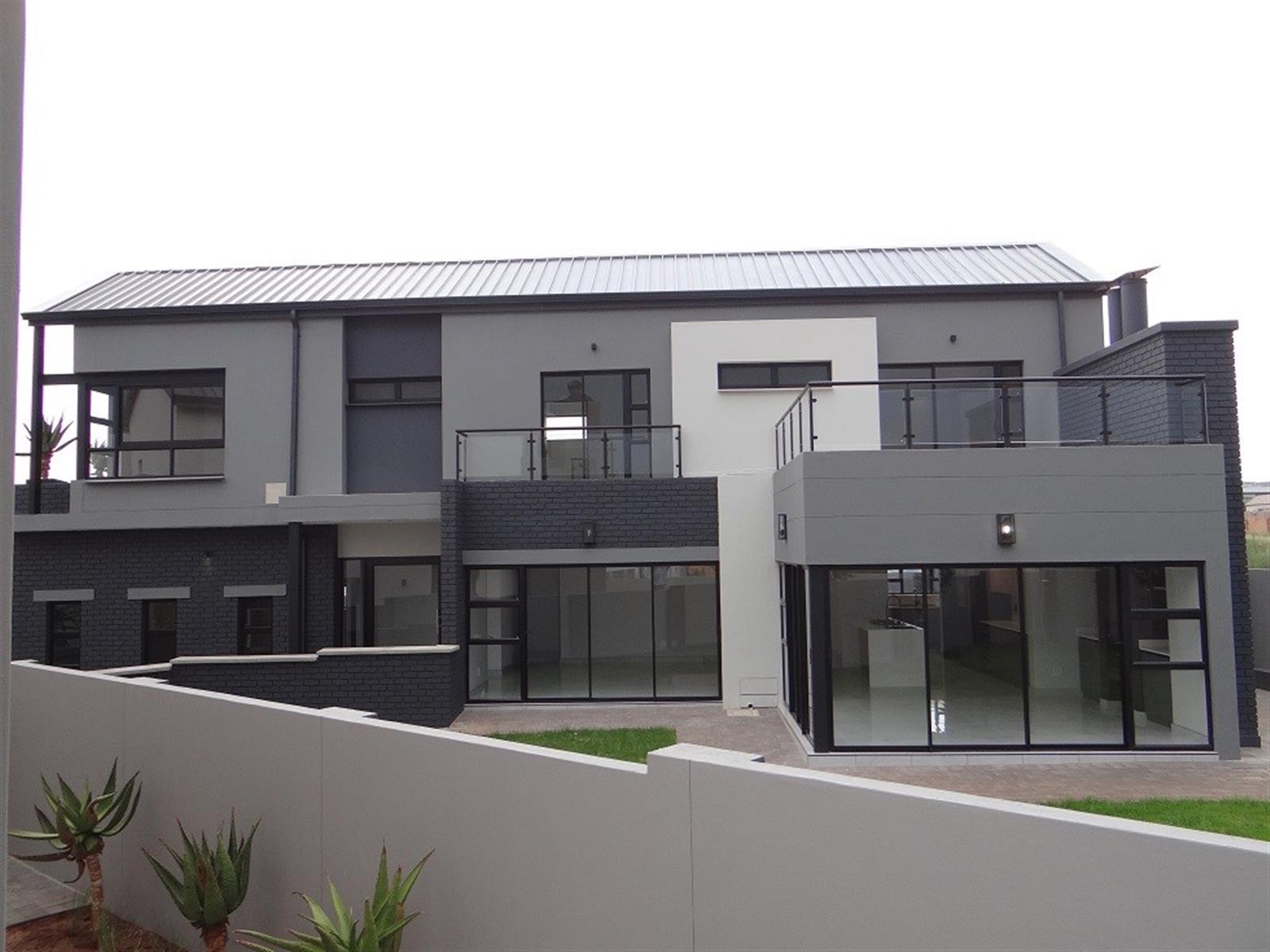 4 Bedroom House For Sale in Fountainbrook Estate, Midstream Estate, Centurion