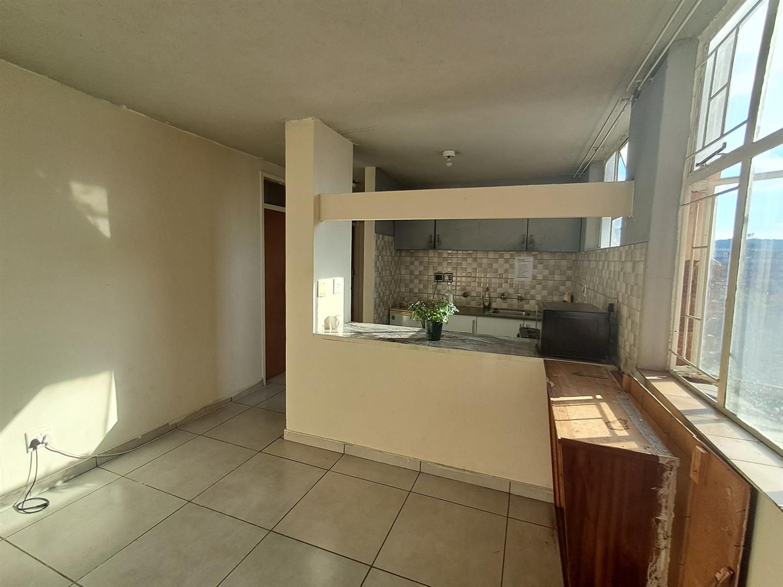 Apartment For Sale in Sunnyside, Pretoria