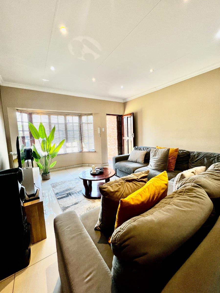 Townhouse for sale in Scottsville, Pietermaritzburg, KwaZulu Natal, 97 m²