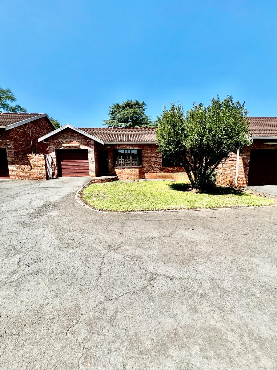 Townhouse for sale in Scottsville, Pietermaritzburg, KwaZulu Natal, 97 m²