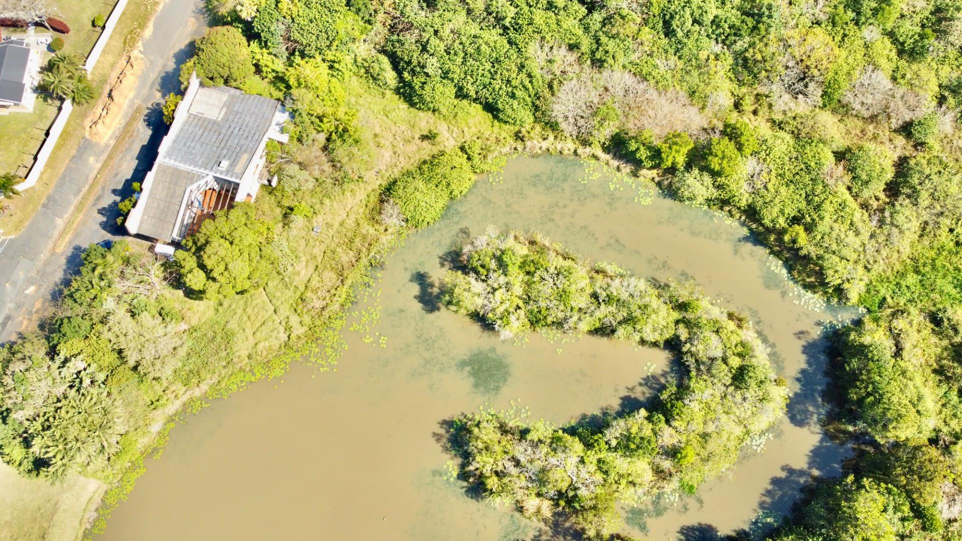 Perfectly positioned in the heart of Hibberdene