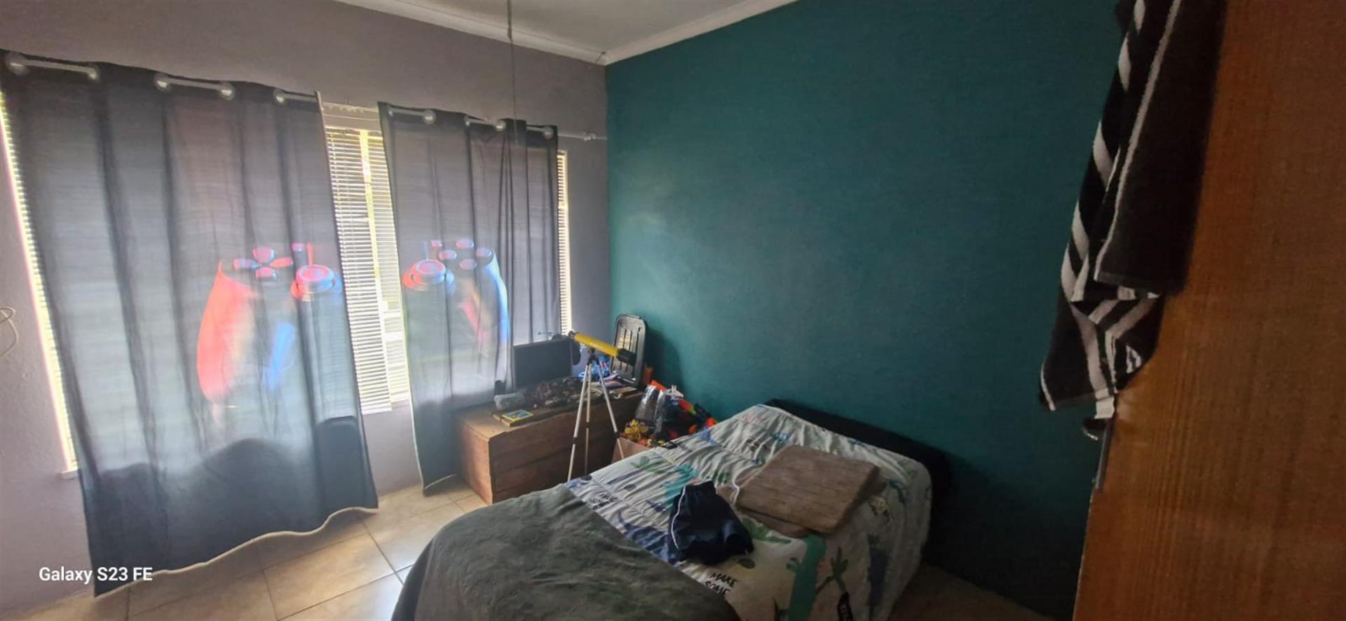 Off the Grid house For Sale in Doringkruin, Klerksdorp, North West