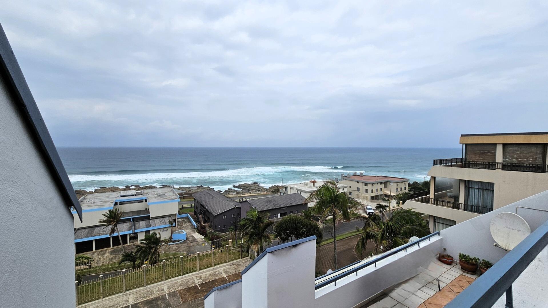 Apartment for sale in Manaba Beach, Margate, KwaZulu Natal, 159 m²