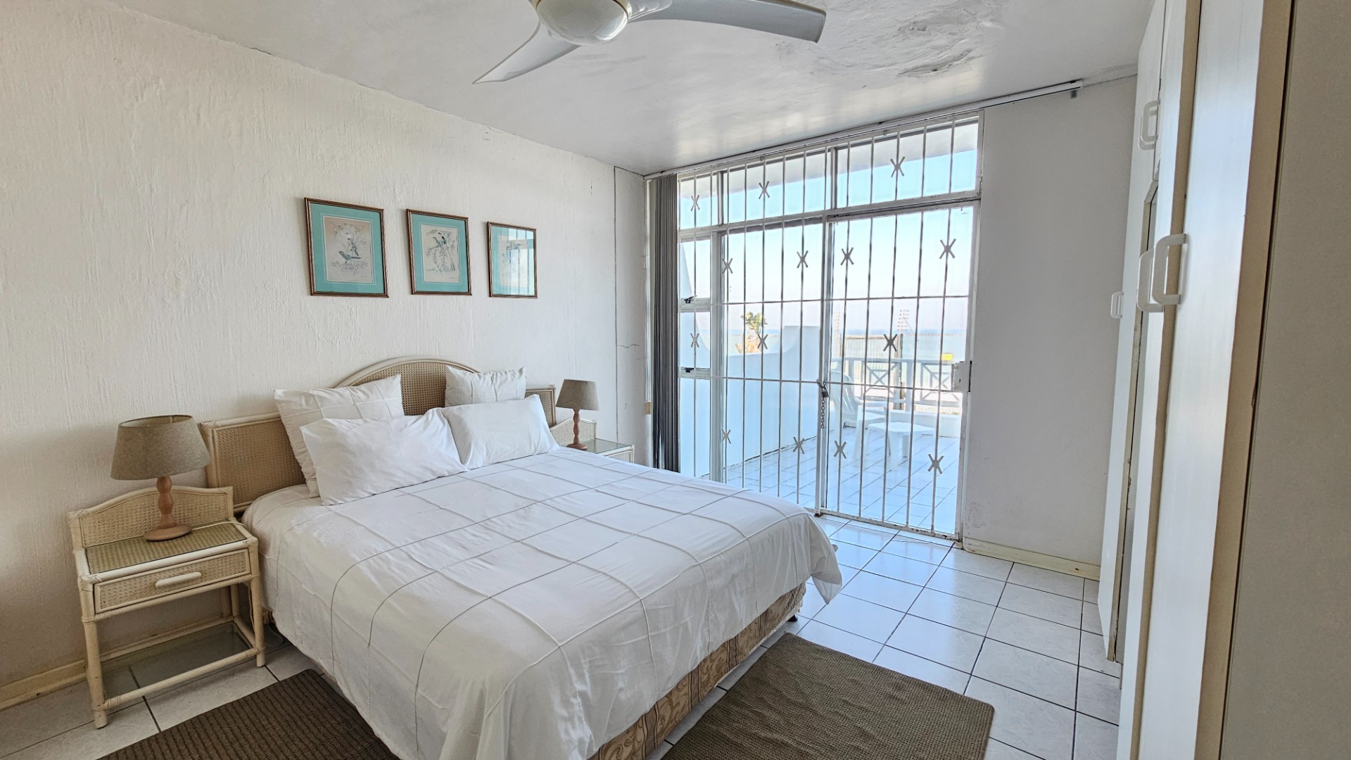 Beachfront Bliss with Spectacular Ocean Views in Ramsgate