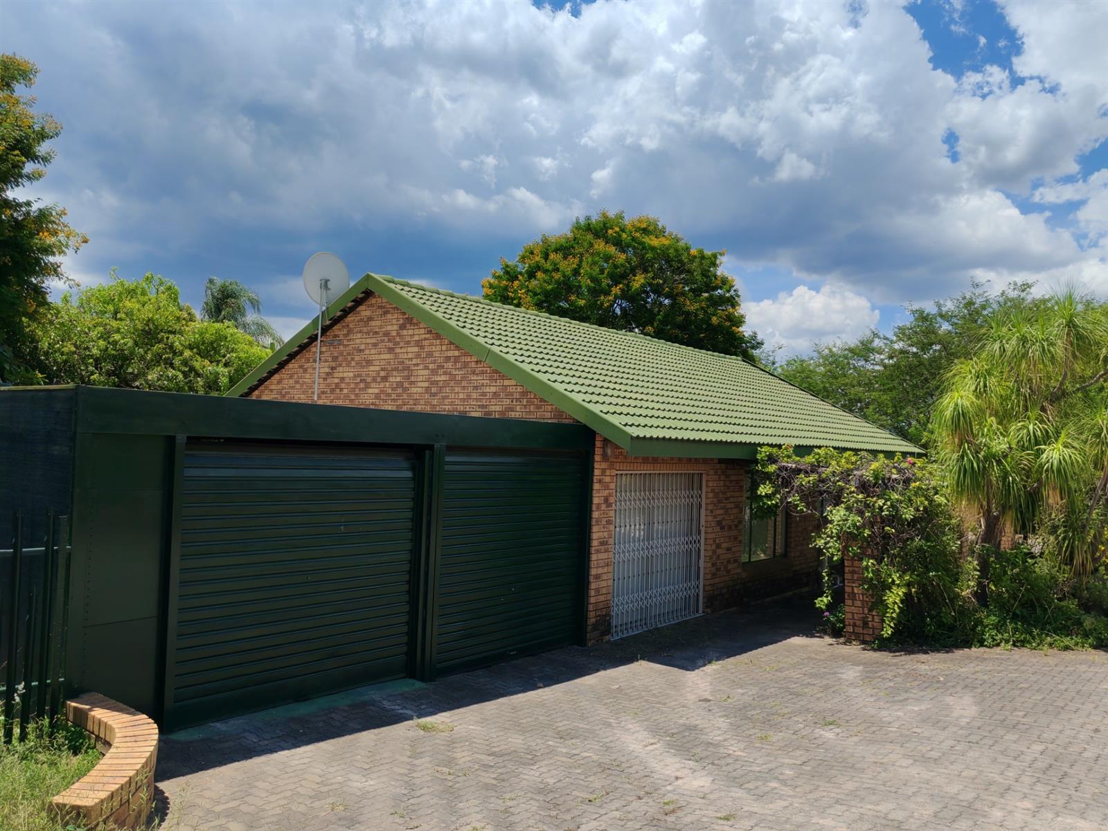 Zero Levy, Full Title Three bedroom Townhouse for sale in Bela Bela