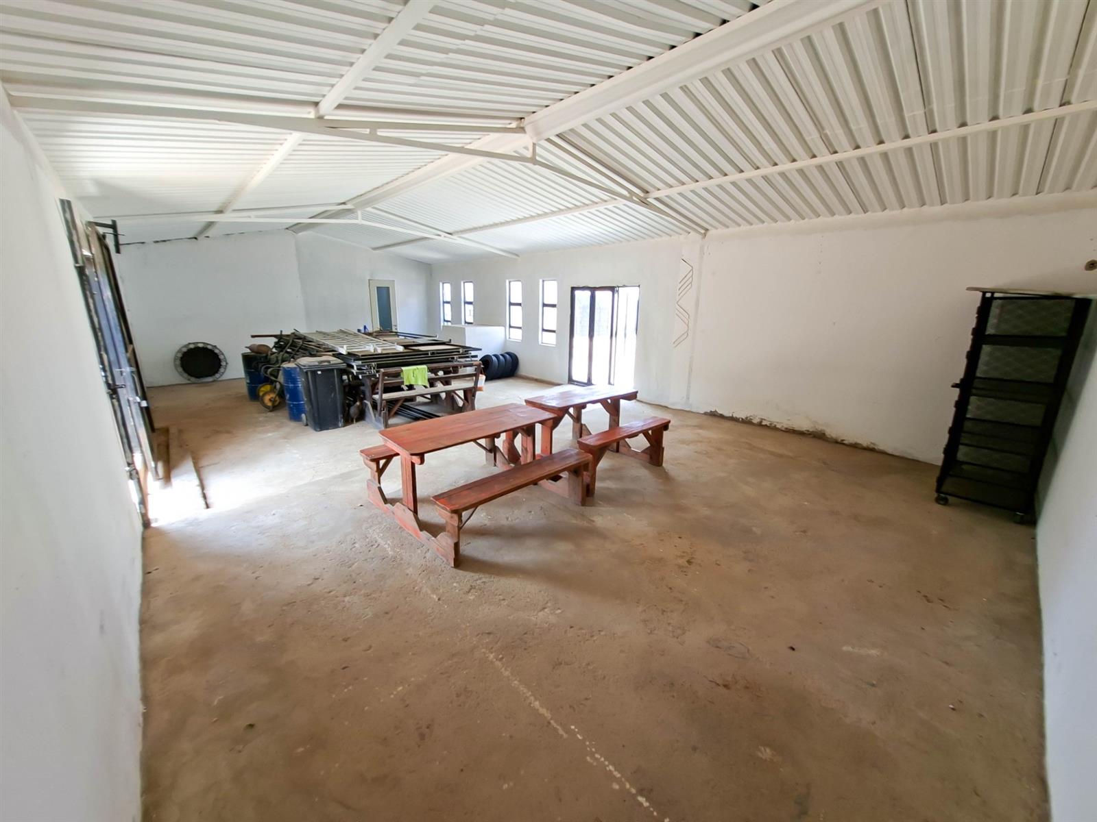 Small Holding For Sale in Glen Austin AH, Midrand