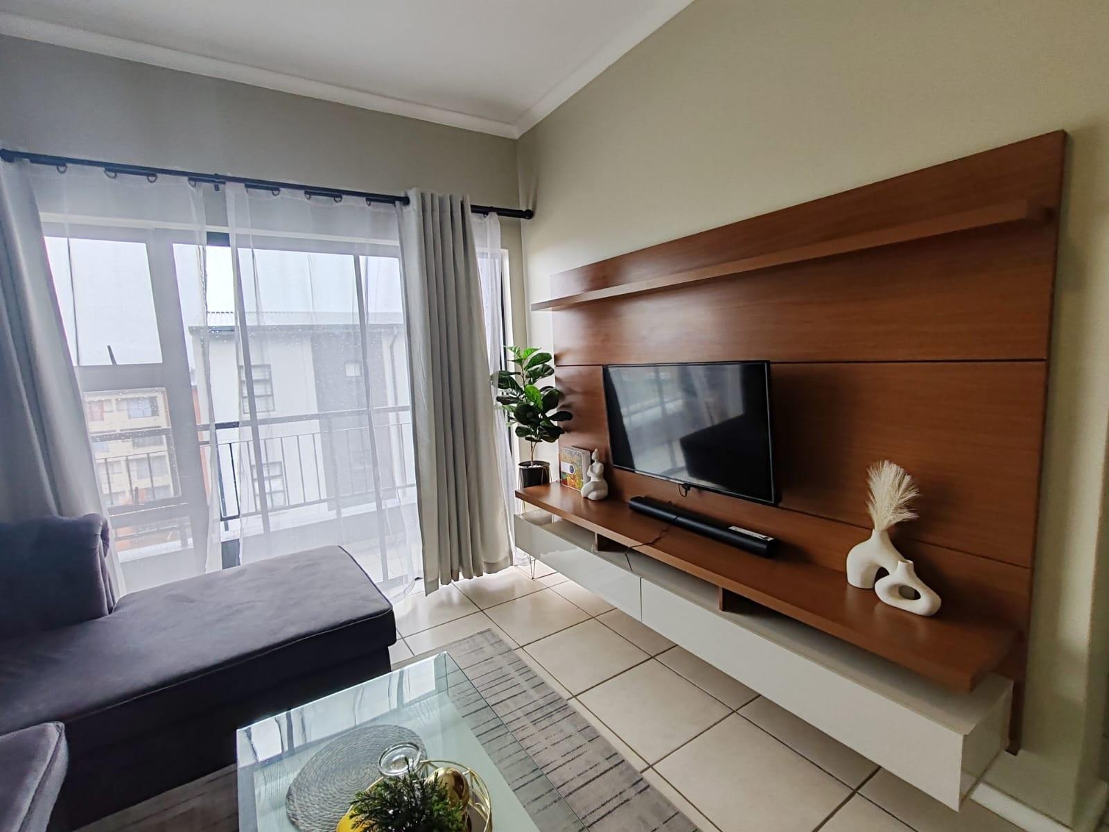 Attention Investors , First-Time Buyers - Prime 2 Bedroom Apartment in Grand Central, Midrand