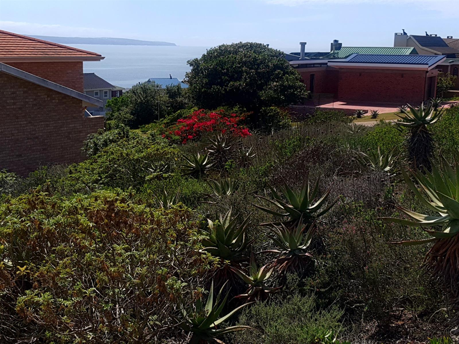 Spacious Coastal Stand with Sea Views and Dual-Living Potential