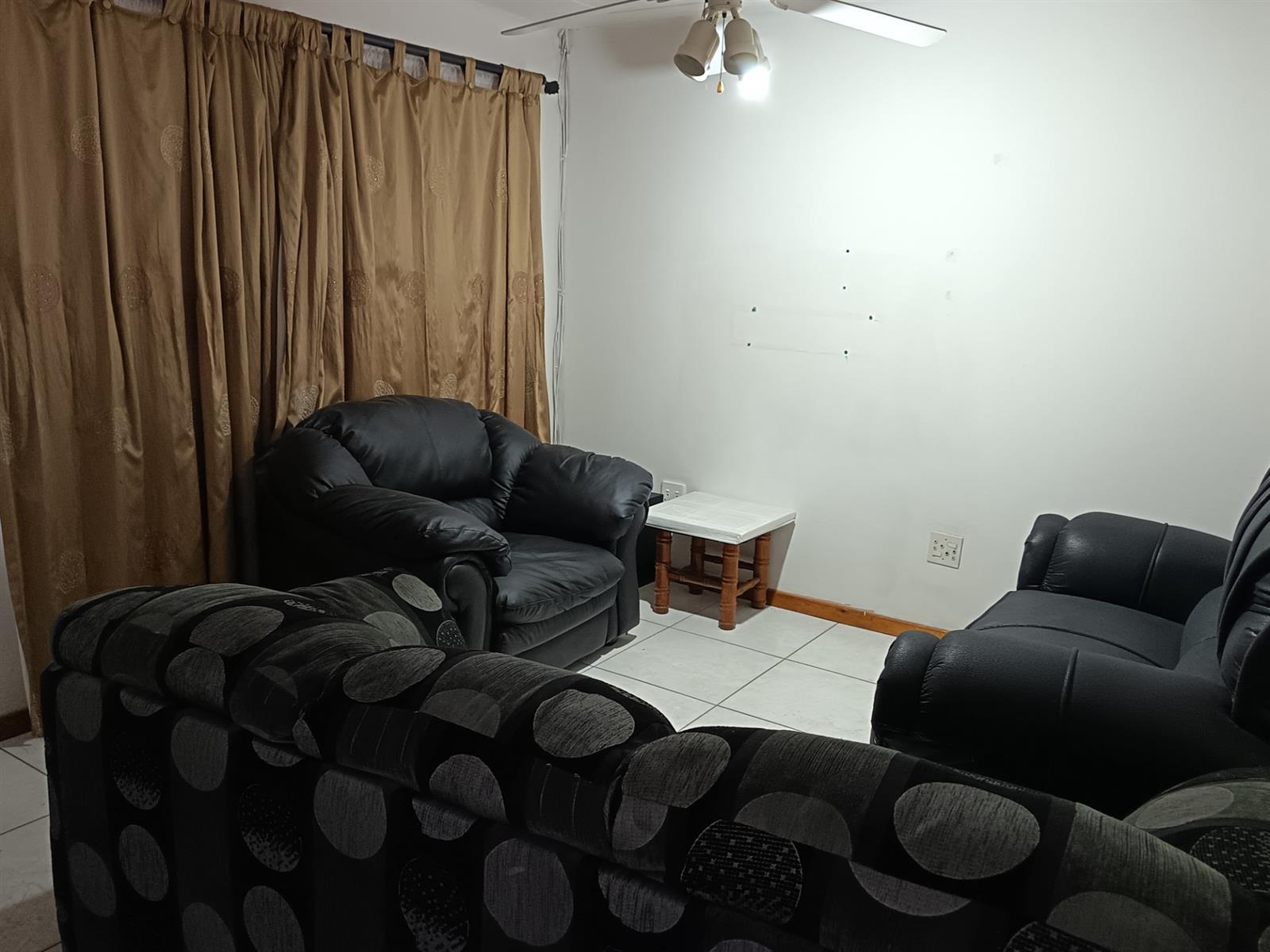 House For Sale in Thistle Grove, Kinross, Secunda