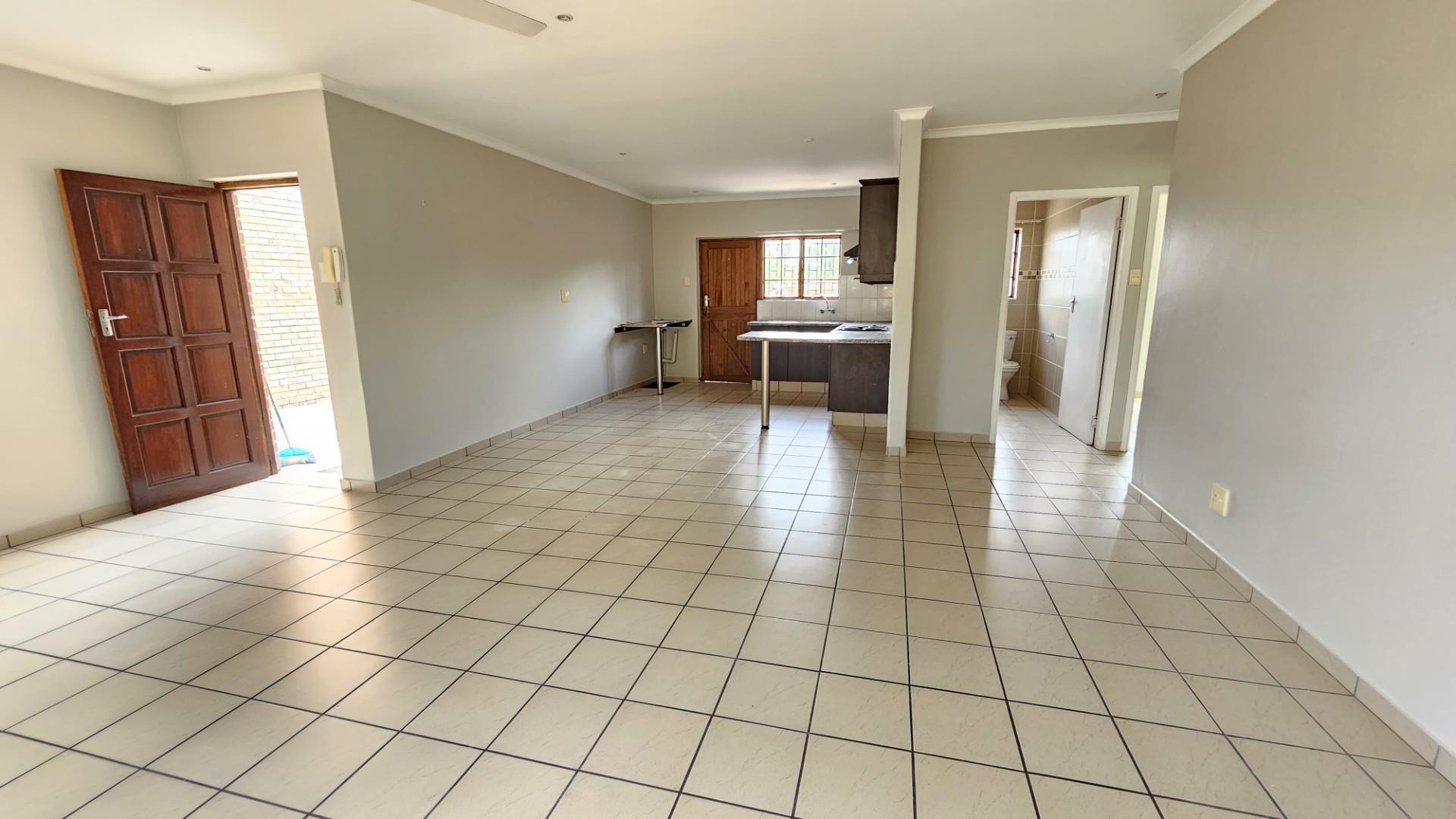 Townhouse For Sale in Margate, KwaZulu Natal