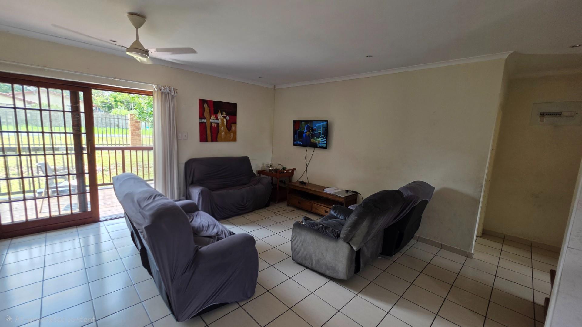 Beautiful 2 bedroom, 2 bathroom Townhouse in the Eco Estate