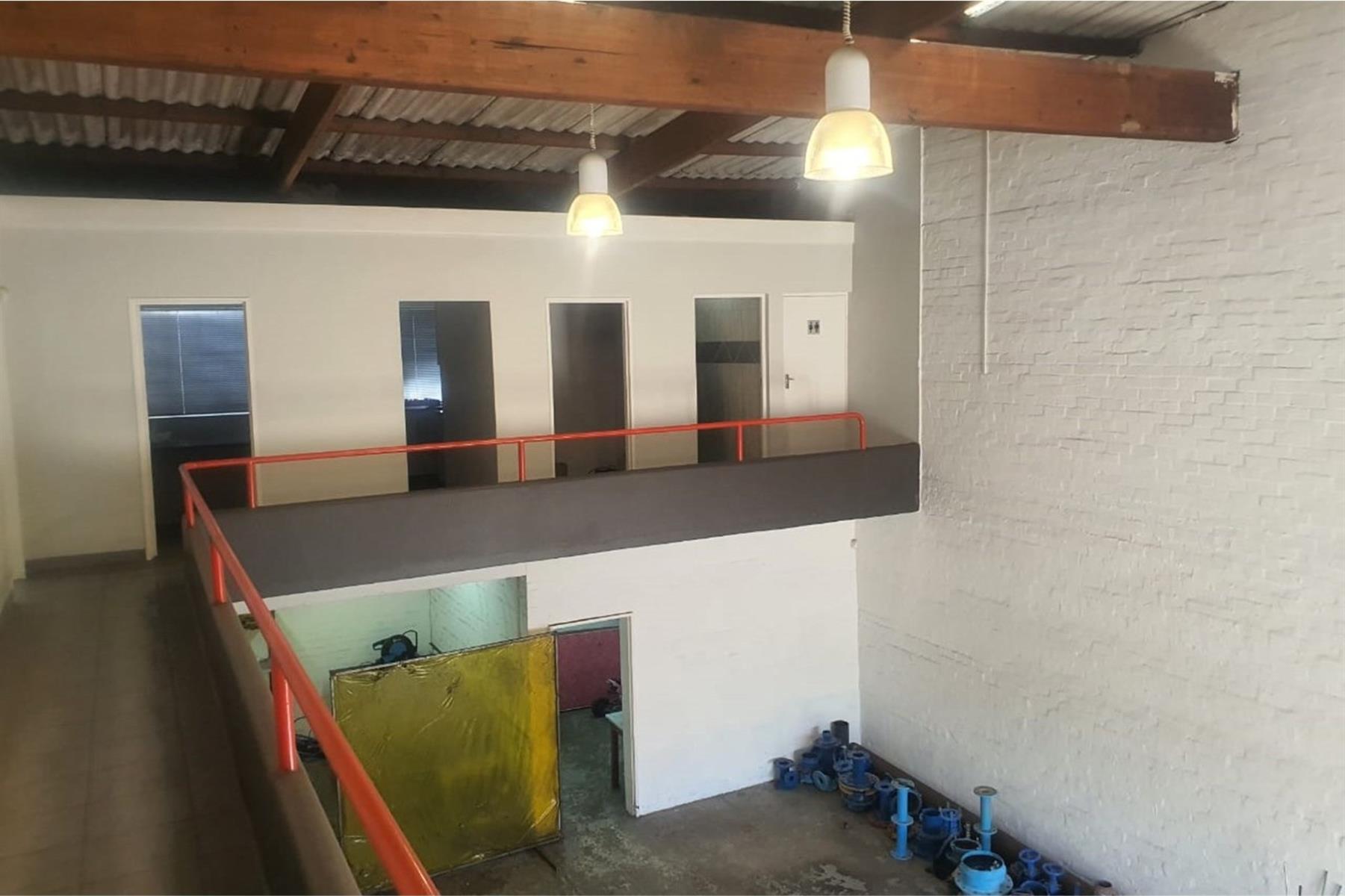 Warehouse for sale in Sidwell, Port Elizabeth, 31 Wright Street, Sidwell, Port Elizabeth, Eastern Cape, 300 m²
