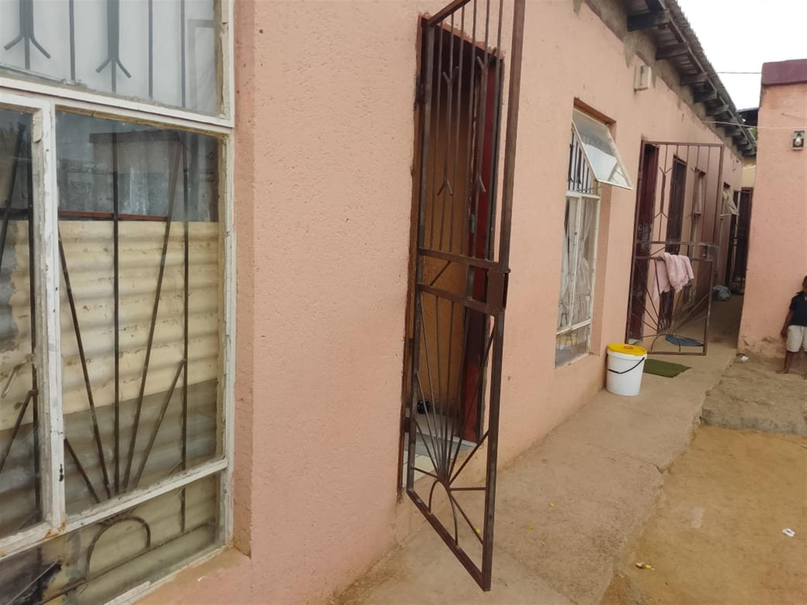 Rooms For Sale in Hammanskraal Mandela Village