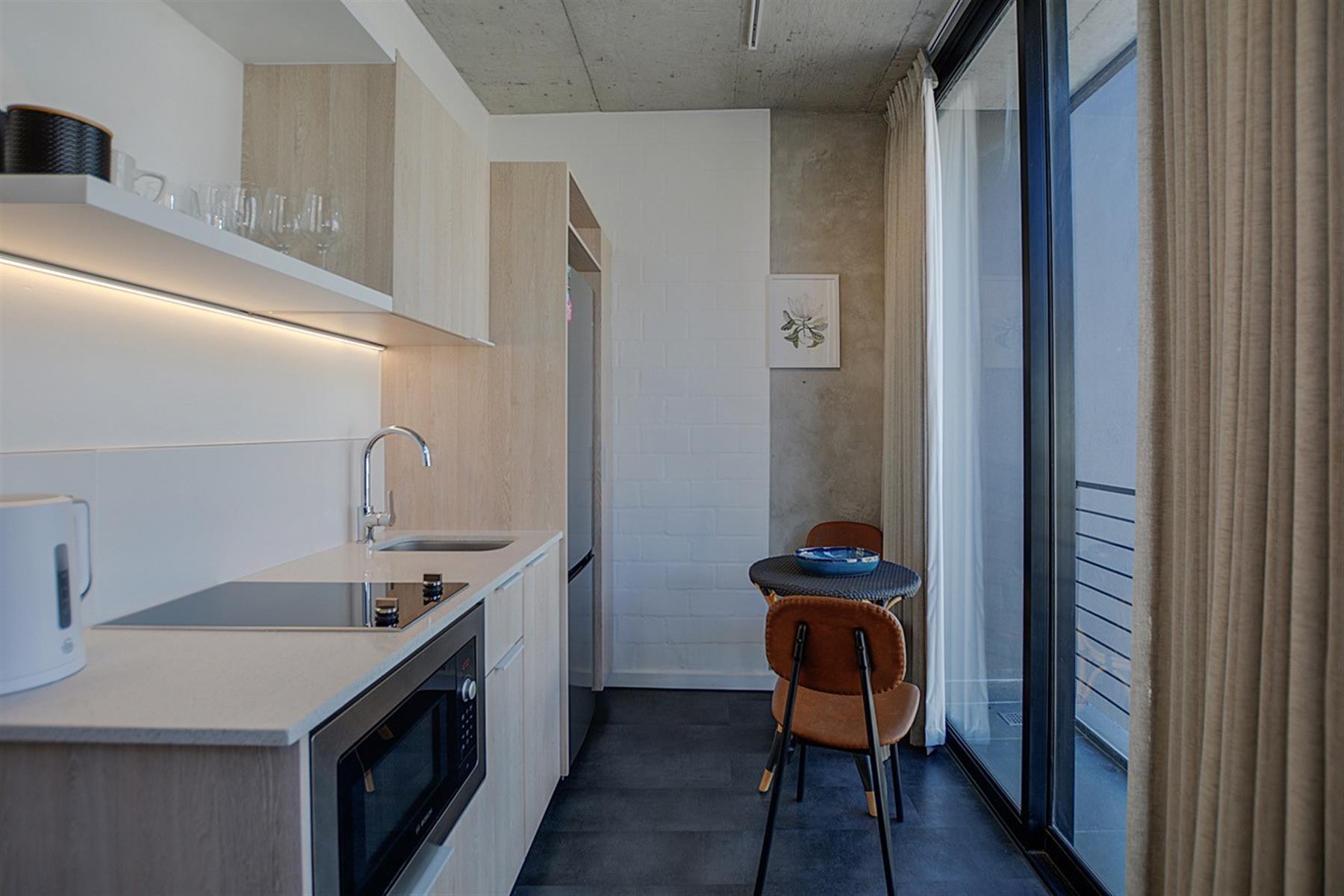 Airbnb Luxury / Sea Point / Studio Apartment