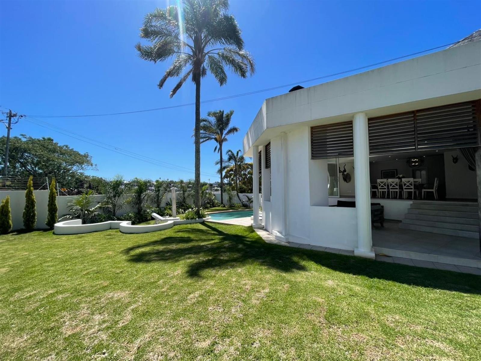 Upmarket Home with Separate Luxury Guest House in Selborne