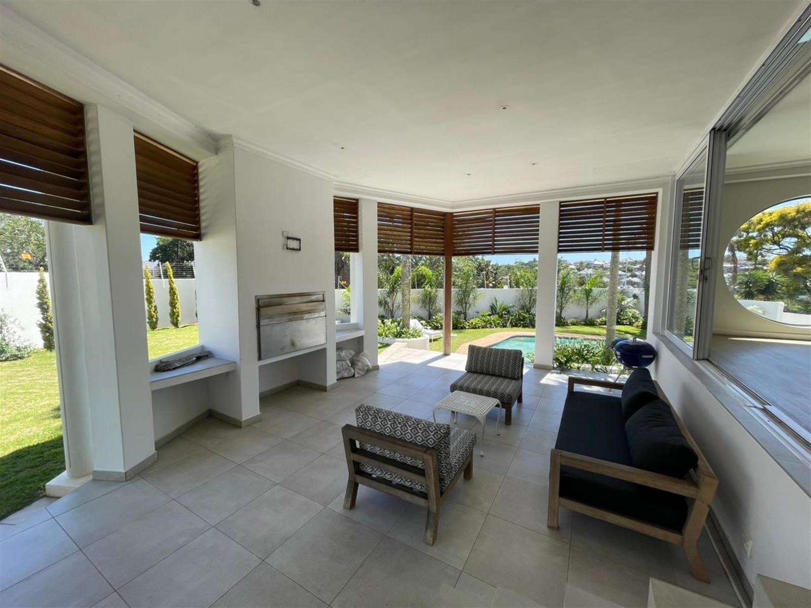 Upmarket Home with Separate Luxury Guest House in Selborne