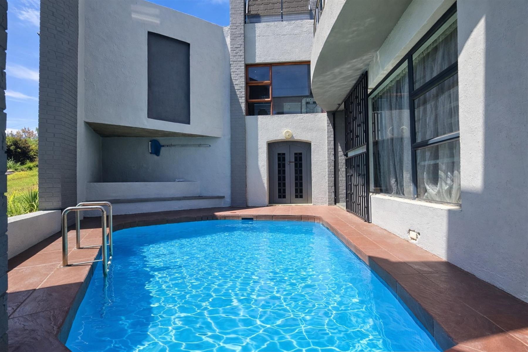 House For Sale in Dana Bay, Mossel Bay