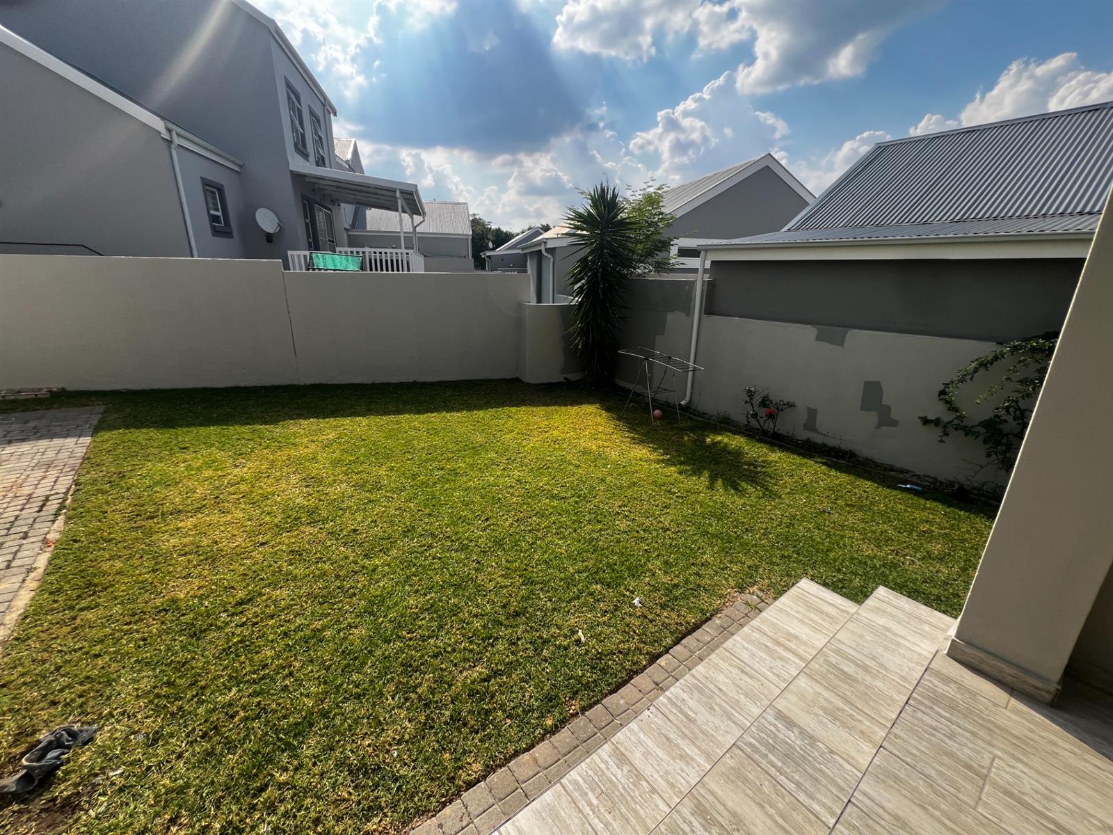 Leisure Bay 3-Bedroom Gem that is Elegant Living and Perfect Location