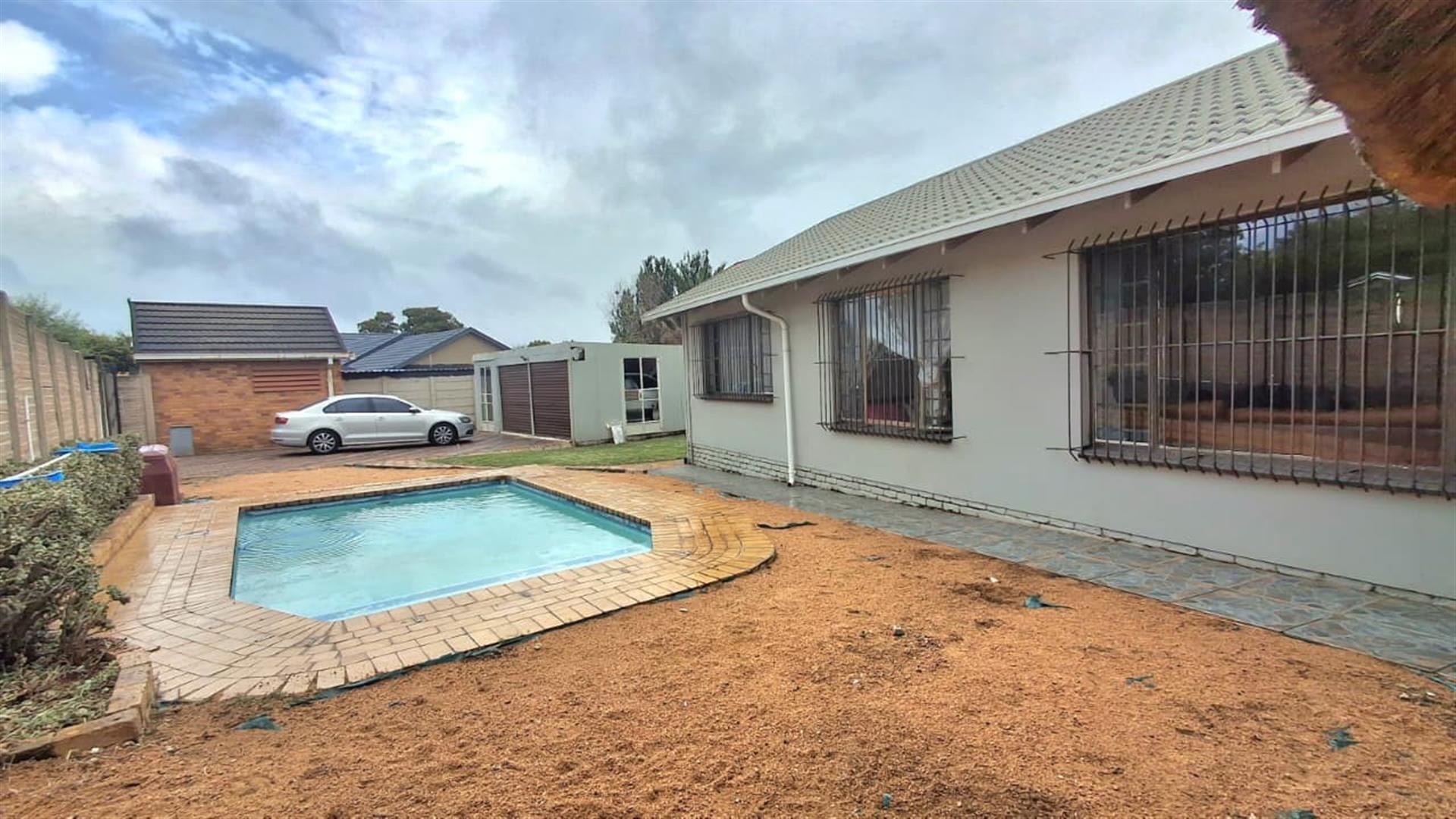 Spacious 3 Bedroom Corner Stand Home in Elandspark