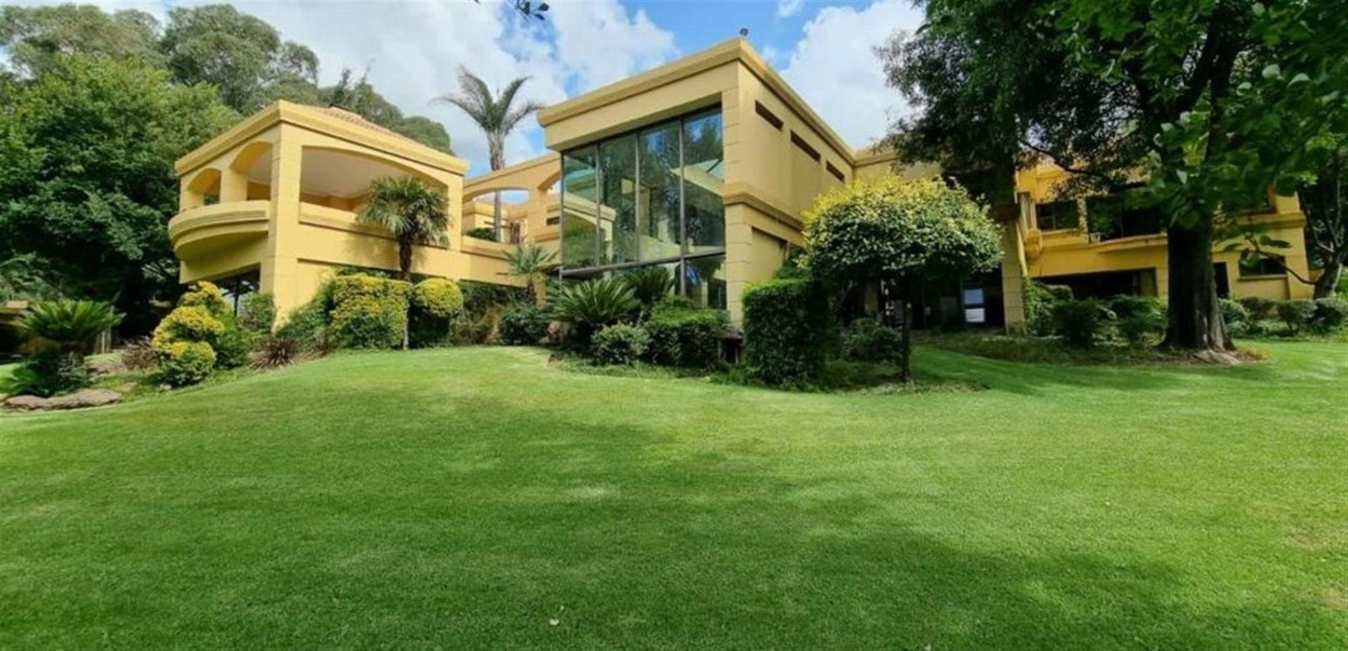 Luxury Golf Course Mansion Designed by Renowned Architect